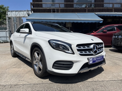  GLA 200 AMG,平治 Mercedes-Benz,2019,WHITE 白色,5